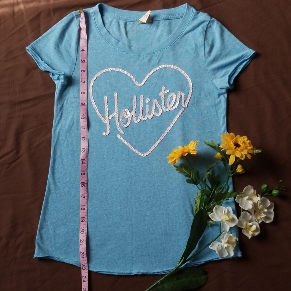 Light blue shirt